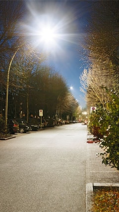 Philips Lighting ofrece una iluminación brillante en el camino de acceso al aparcamiento de la Clínica Asklepios St. George