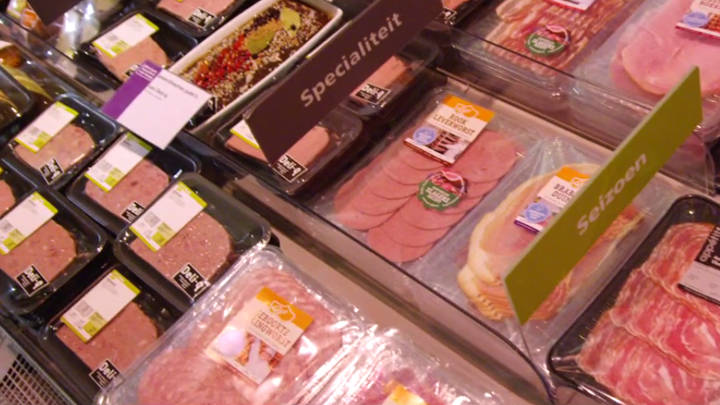 En este vídeo puedes ver las experiencias de la cadena de supermercados Plus con Philips Meat Discoloration