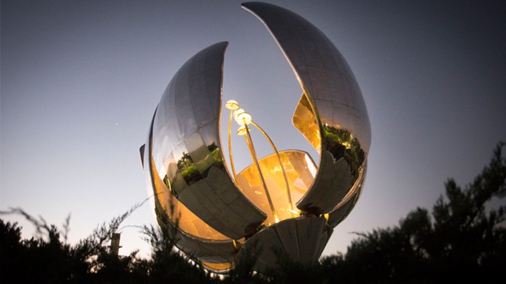 Floralis