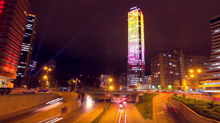 Iluminación Torre Colpatria en Bogotá, Colombia