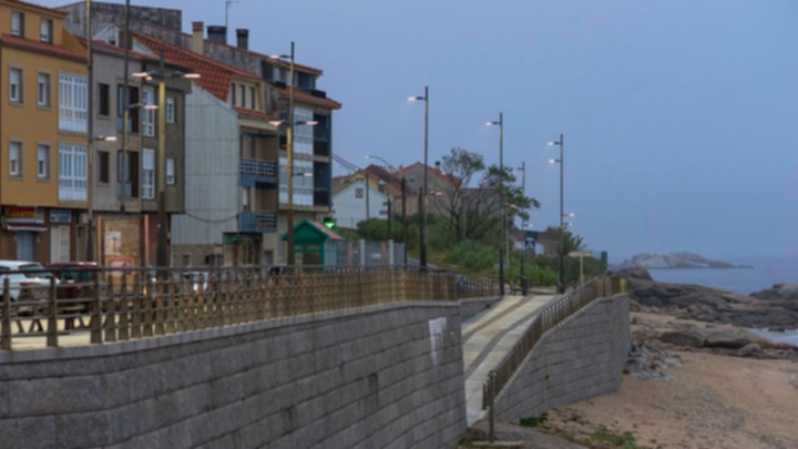 ESE Ribeira, Galicia. Iluminación urbana inteligente con CityTouch de Philips